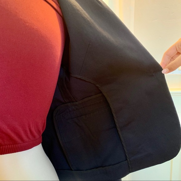 THEORY navy blue 1 button closure cropped blazer - Picture 4 of 6